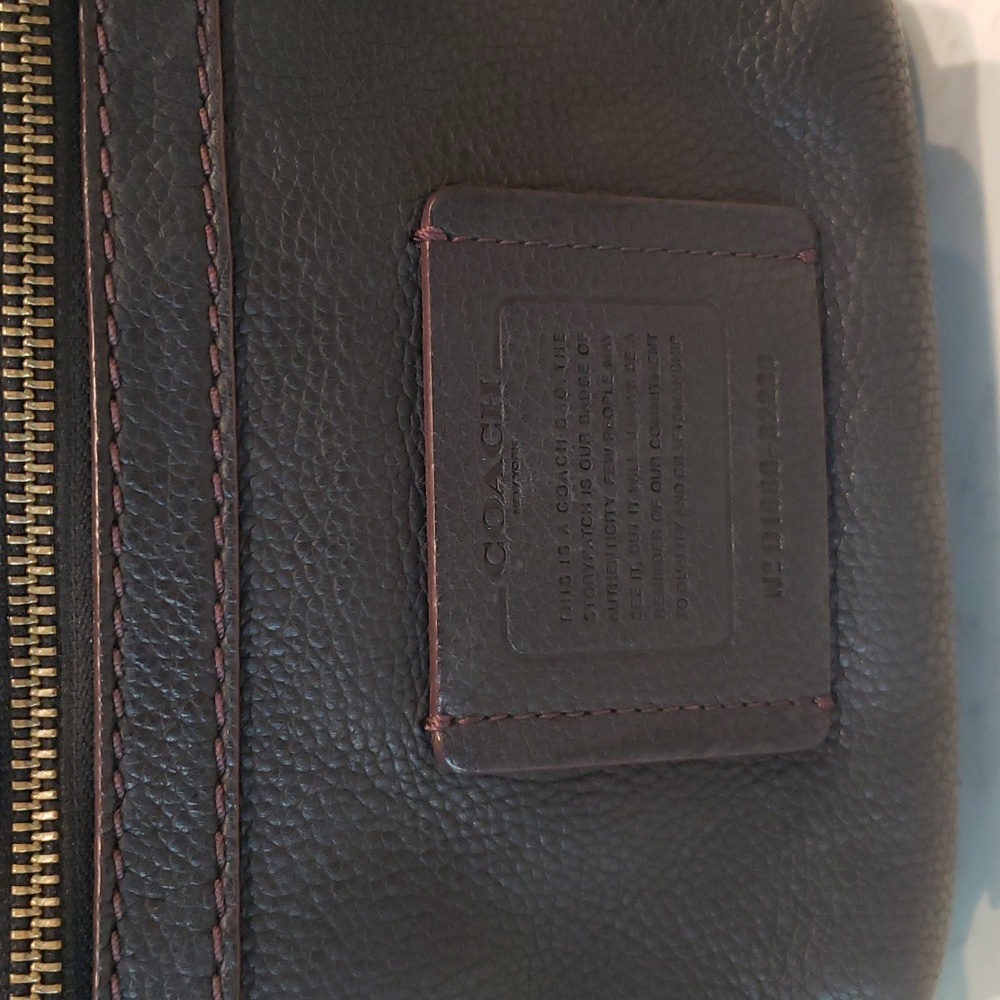 Coach Black Leather Men's Sling Bag - Picture 2 of 12